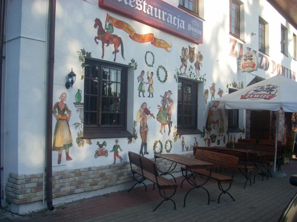 Zajazd Pomian Ozarow Mazowiecki Exterior photo